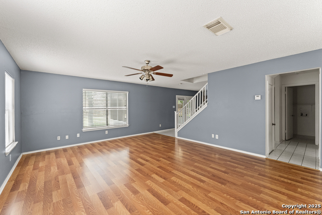 Image 4 of 23 For 8134 Cheryl Meadow