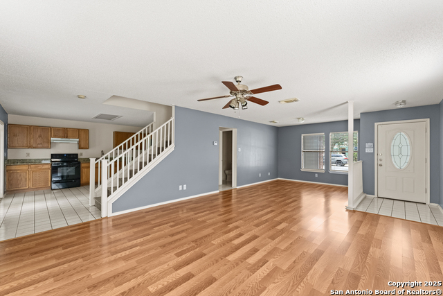 Image 7 of 23 For 8134 Cheryl Meadow