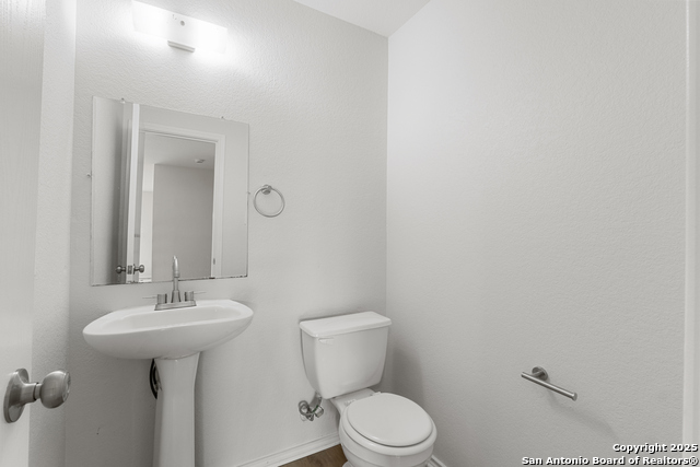 Image 14 of 38 For 103 Shadbush St