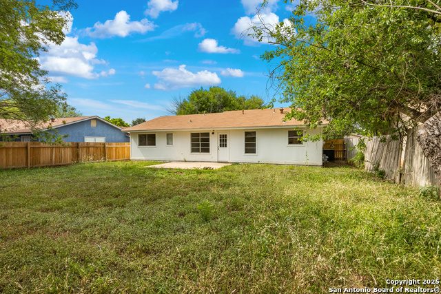 Image 22 of 25 For 9515 Valley Dale