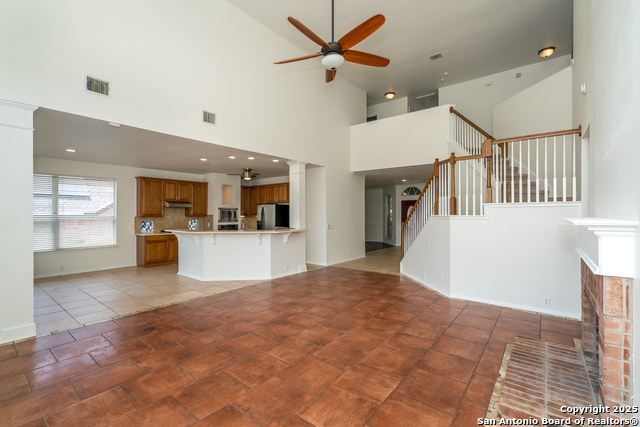 Listing photo id 2 for 10615 Wind Walker