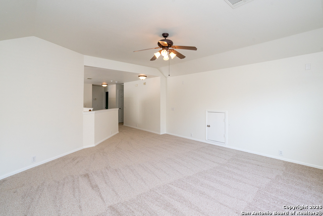 Listing photo id 57 for 10615 Wind Walker