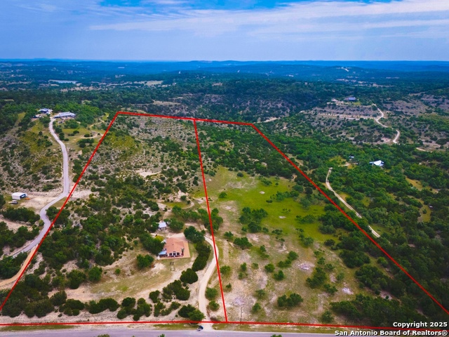 Listing photo id 29 for 1231 Montell