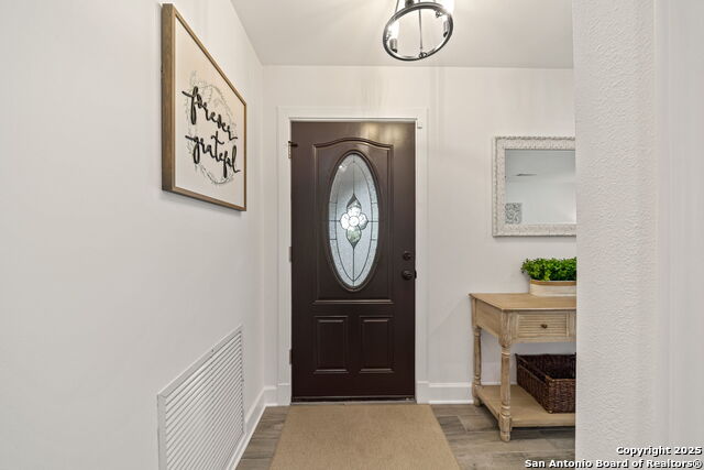 Listing photo id 11 for 14227 Ridgeboro Drive
