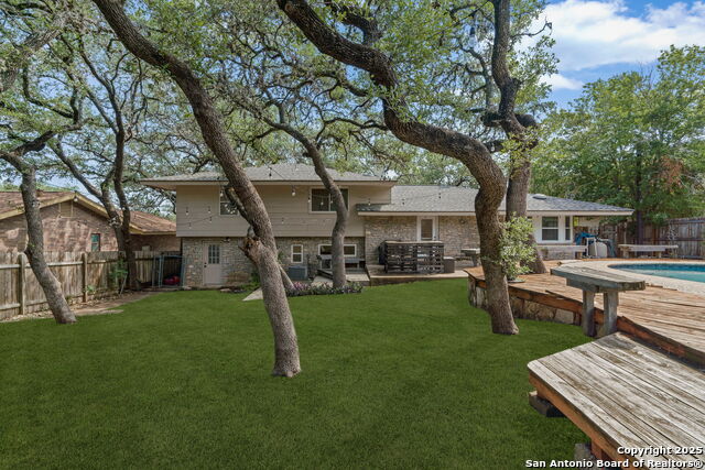 Listing photo id 36 for 14227 Ridgeboro Drive