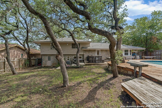 Listing photo id 37 for 14227 Ridgeboro Drive