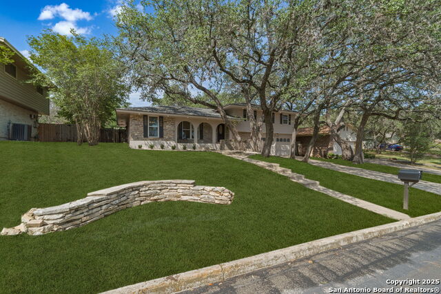 Listing photo id 5 for 14227 Ridgeboro Drive