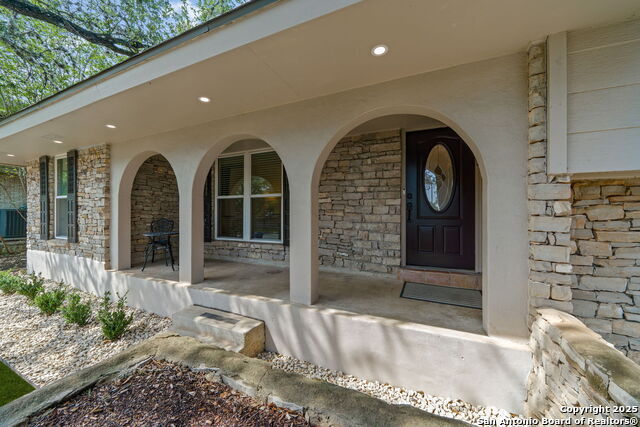 Listing photo id 7 for 14227 Ridgeboro Drive