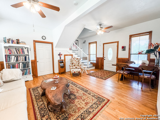 Image 11 of 32 For 556 Fairway Circle