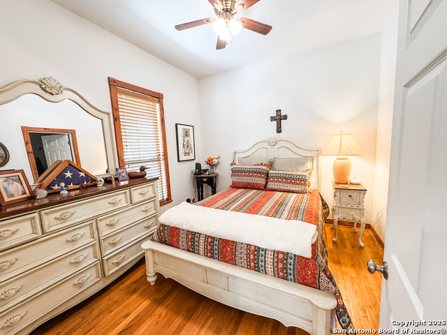 Image 12 of 32 For 556 Fairway Circle