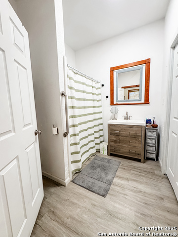 Image 13 of 32 For 556 Fairway Circle