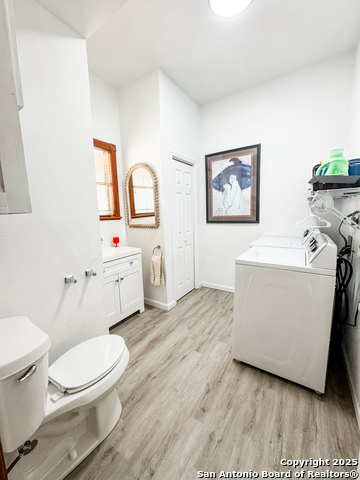 Image 15 of 32 For 556 Fairway Circle