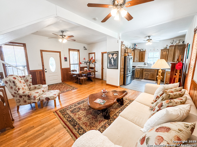 Image 6 of 32 For 556 Fairway Circle