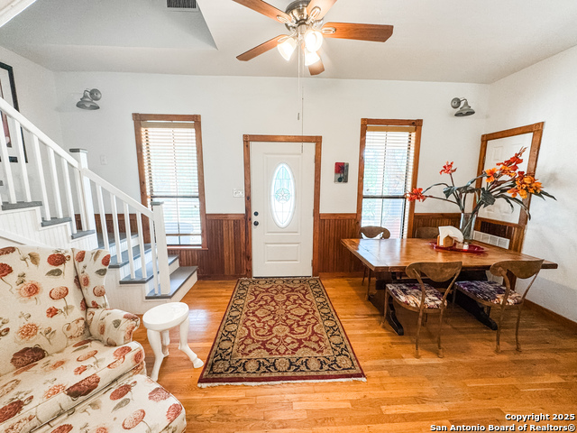 Image 8 of 32 For 556 Fairway Circle