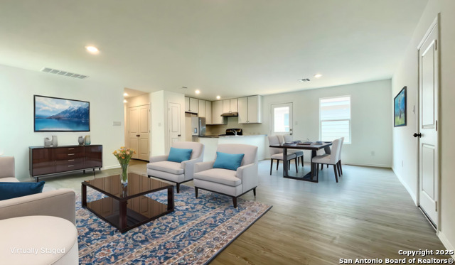 Image 3 of 13 For 4211 Cove  