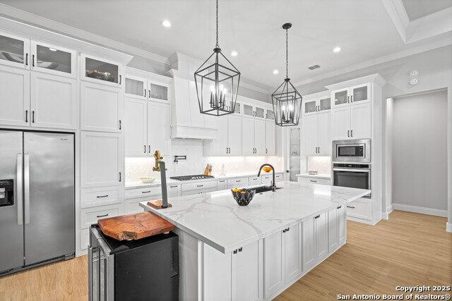 Listing photo id 22 for 14342 Aquarius St