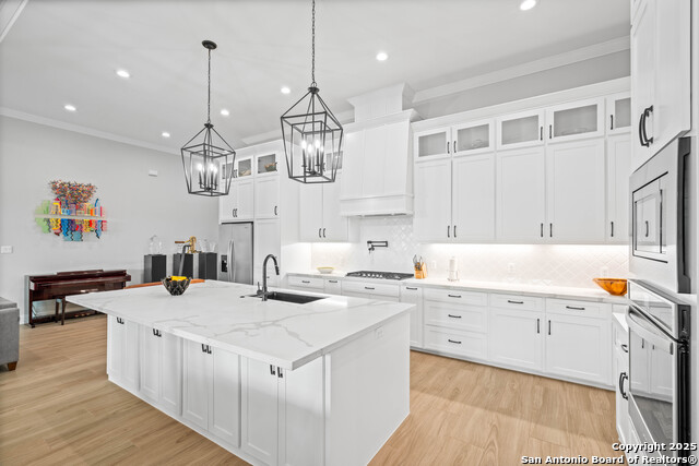 Listing photo id 23 for 14342 Aquarius St