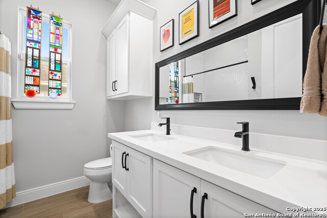 Listing photo id 7 for 14342 Aquarius St