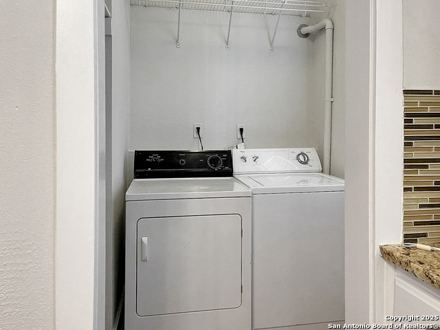 Image 11 of 32 For 436 Gramercy Pl W