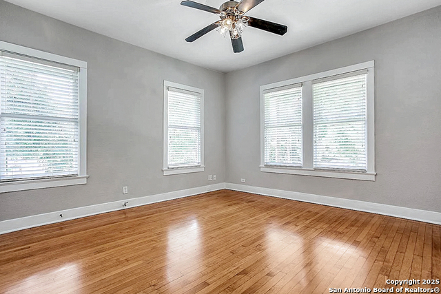 Image 18 of 32 For 436 Gramercy Pl W