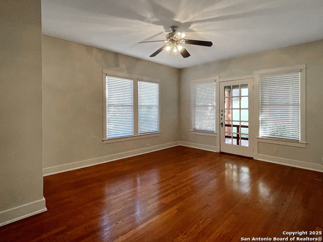 Image 3 of 32 For 436 Gramercy Pl W