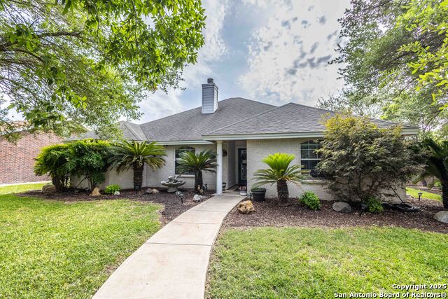 Details for 633 Sunrise Ave, Uvalde, TX 78801