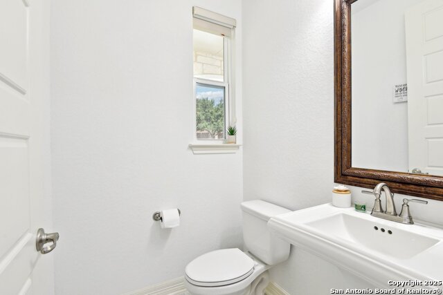 Image 18 of 51 For 27118 Dana Creek Dr