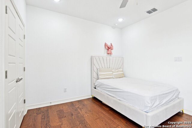 Image 38 of 51 For 27118 Dana Creek Dr