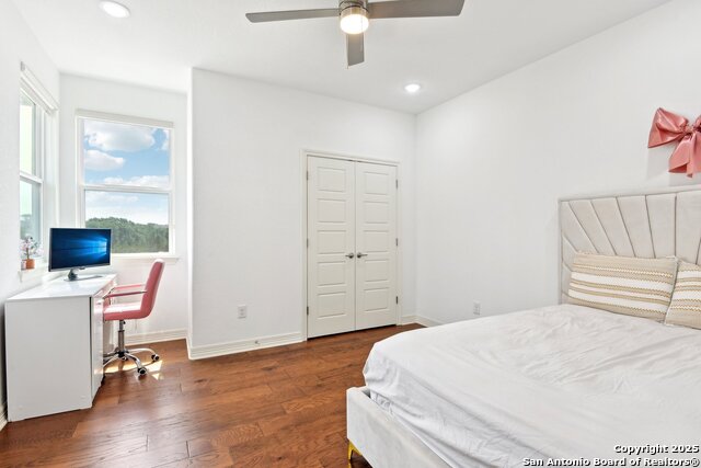Image 40 of 51 For 27118 Dana Creek Dr