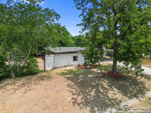 Image 2 of 14 For 407 Sharon Dr