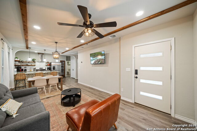 Listing photo id 0 for 1341 Paso Hondo
