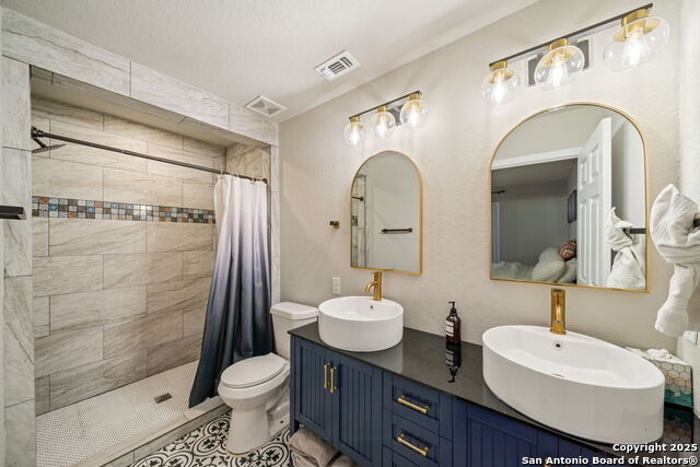 Listing photo id 7 for 1341 Paso Hondo