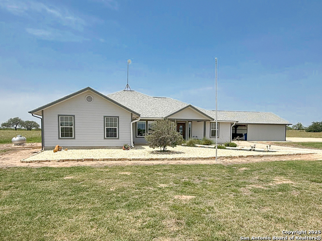 Details for 1185 County Road 7718, Devine, TX 78016