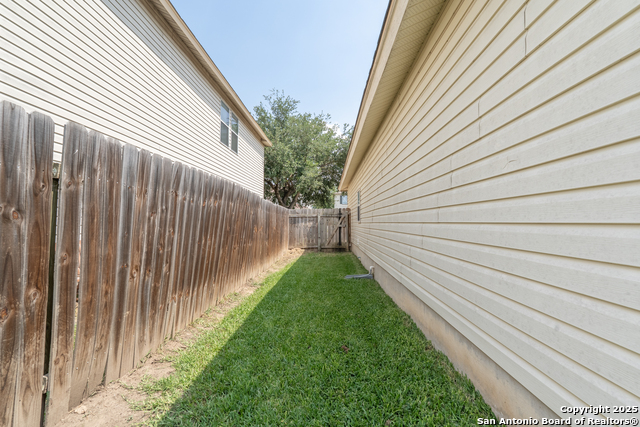 Image 22 of 25 For 3972 Trinity Trl