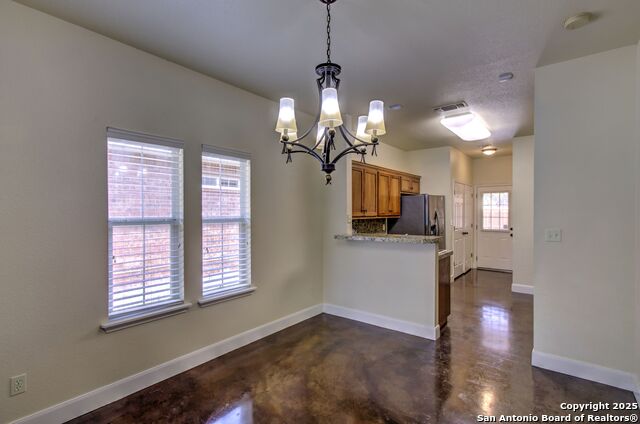 Listing photo id 13 for 2222 Gruene Lake