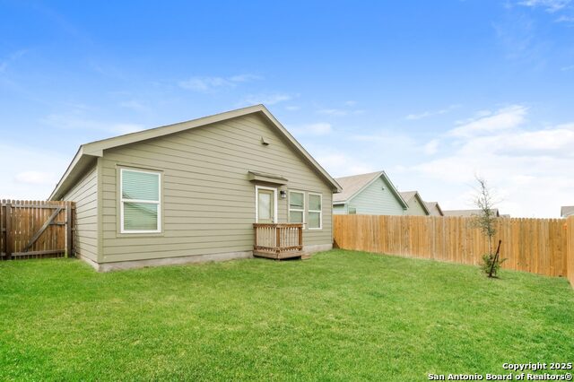 Image 15 of 16 For 2831 Millikan Dr