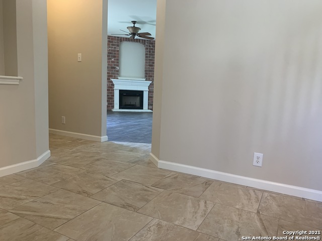 Image 4 of 19 For 8711 Redwood