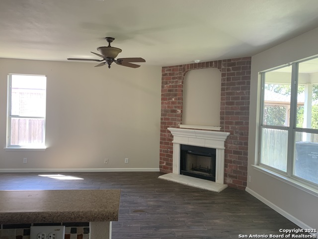 Image 5 of 19 For 8711 Redwood
