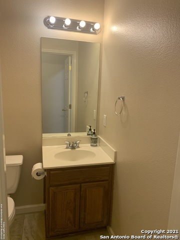 Image 7 of 19 For 8711 Redwood
