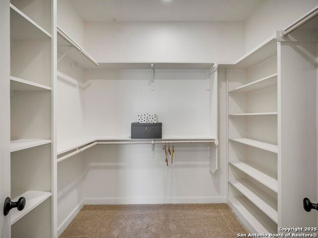Listing photo id 29 for 1947 West French Place