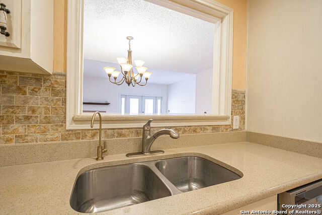 Image 10 of 26 For 3922 Barrington  0