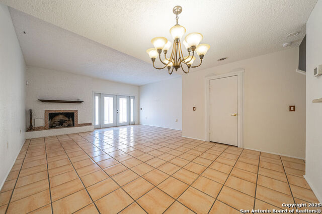 Image 12 of 26 For 3922 Barrington  0