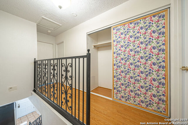 Image 16 of 26 For 3922 Barrington  0