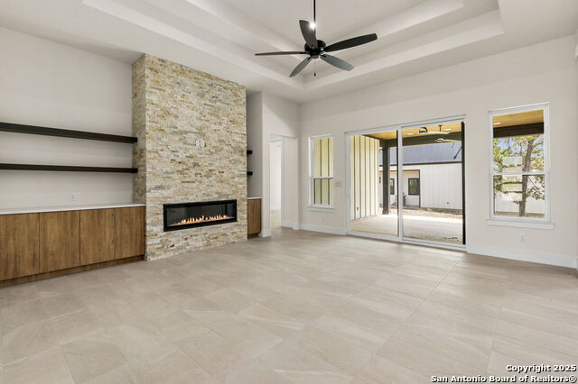 Listing photo id 2 for 33 Peace Pipe