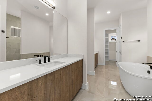 Listing photo id 5 for 33 Peace Pipe