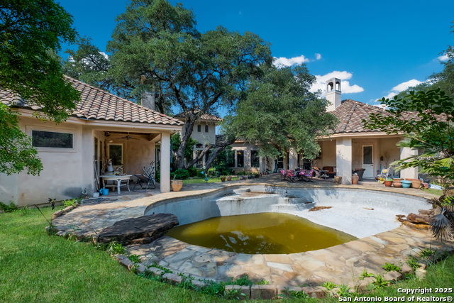 Image 25 of 28 For 10402 Oak Forest Way