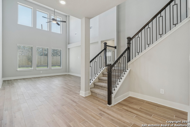 Image 7 of 28 For 29414 Angelfish Blvd