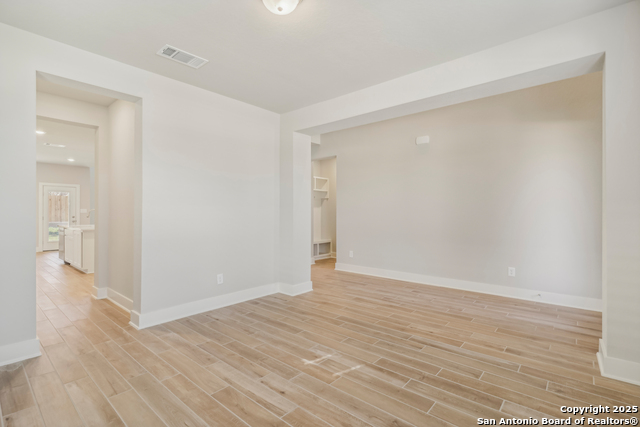 Image 9 of 28 For 29414 Angelfish Blvd