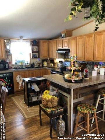 Listing photo id 4 for 1188 Haeckerville Rd