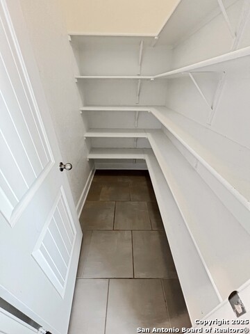 Listing photo id 27 for 14203 Sam Houston